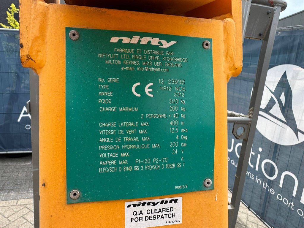 Nifty HR12 NDE Articulated Boom Lift Electric/Diesel Hybrid 12.2m 2012