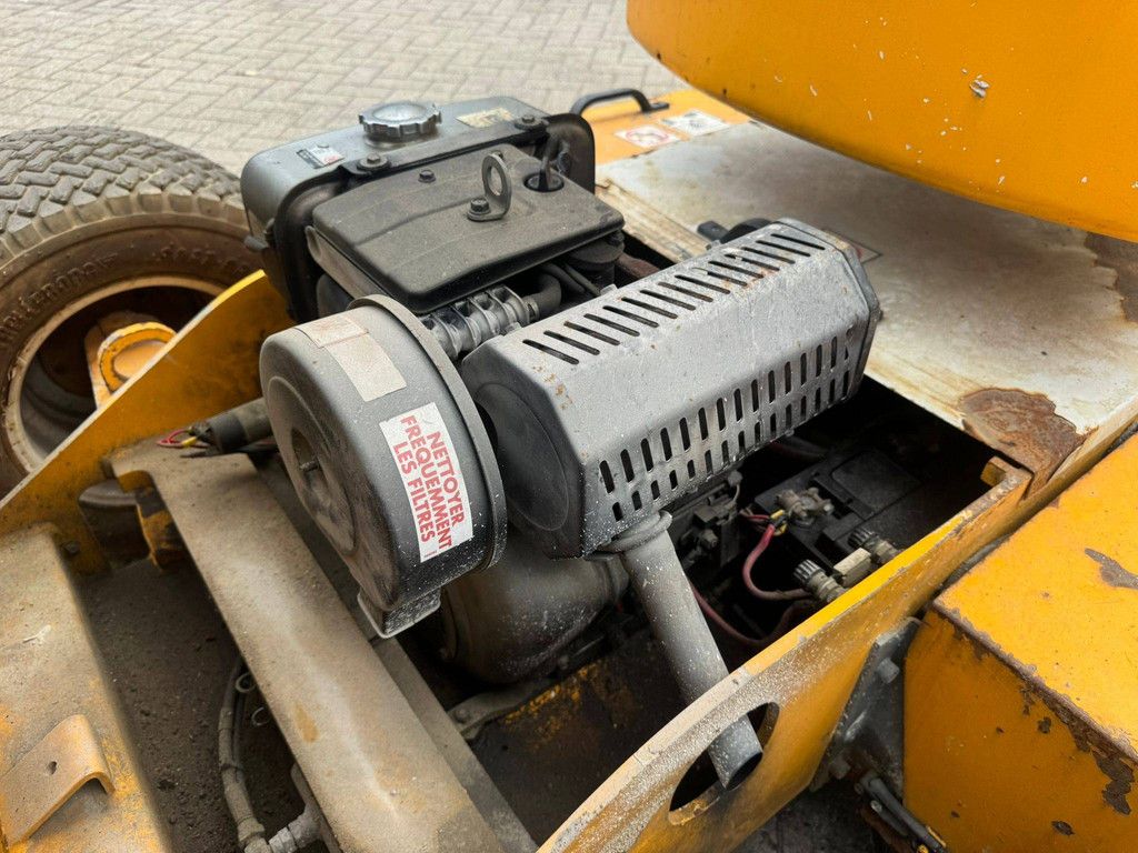 Nifty HR12 NDE Articulated Boom Lift Electric/Diesel Hybrid 12.2m 2012
