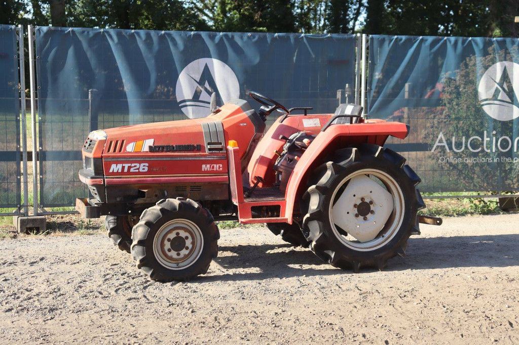 Kleintraktor Mitsubishi MT26 Diesel 26 PS