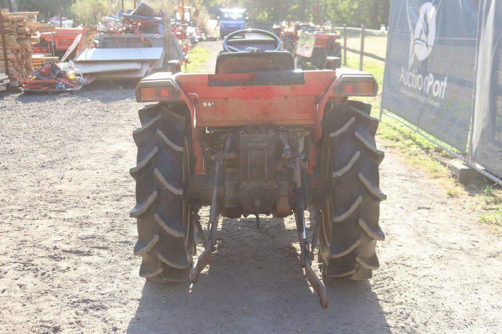 Kleintraktor Mitsubishi MT26 Diesel 26 PS