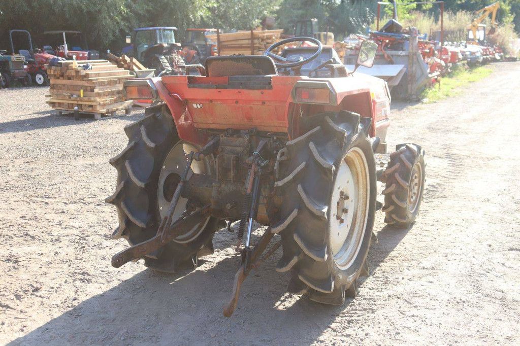 Kleintraktor Mitsubishi MT26 Diesel 26 PS