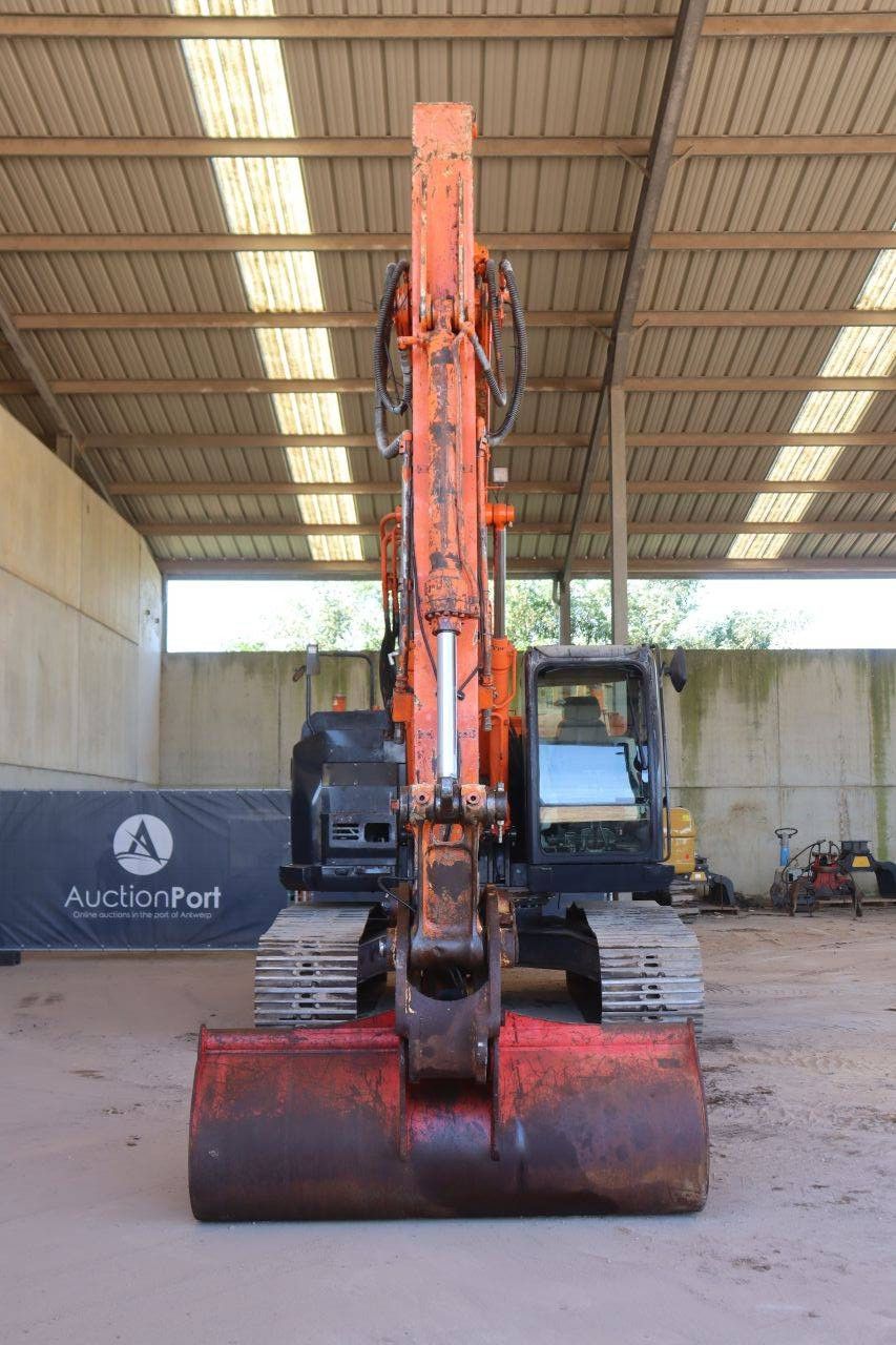 Crawler excavator Hitachi ZAXIS 225USLC-5B Diesel 122kW 2015