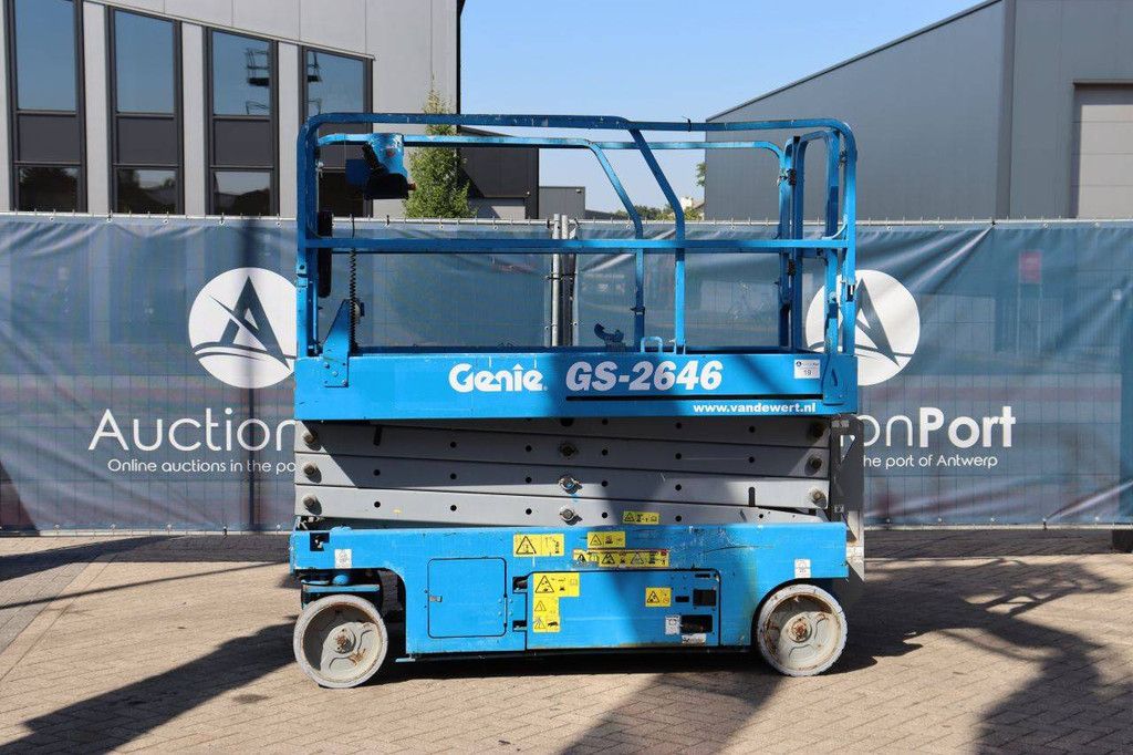 Scissor Lift Genie GS2646 Electric 10m 2009