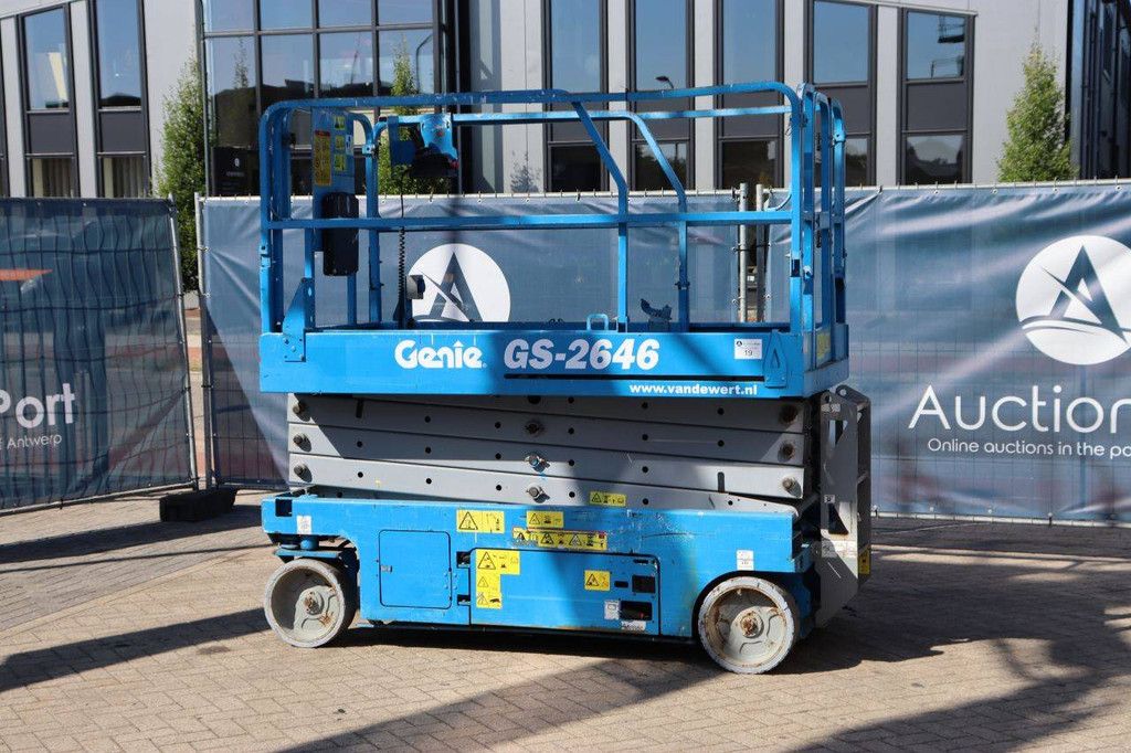 Scissor Lift Genie GS2646 Electric 10m 2009