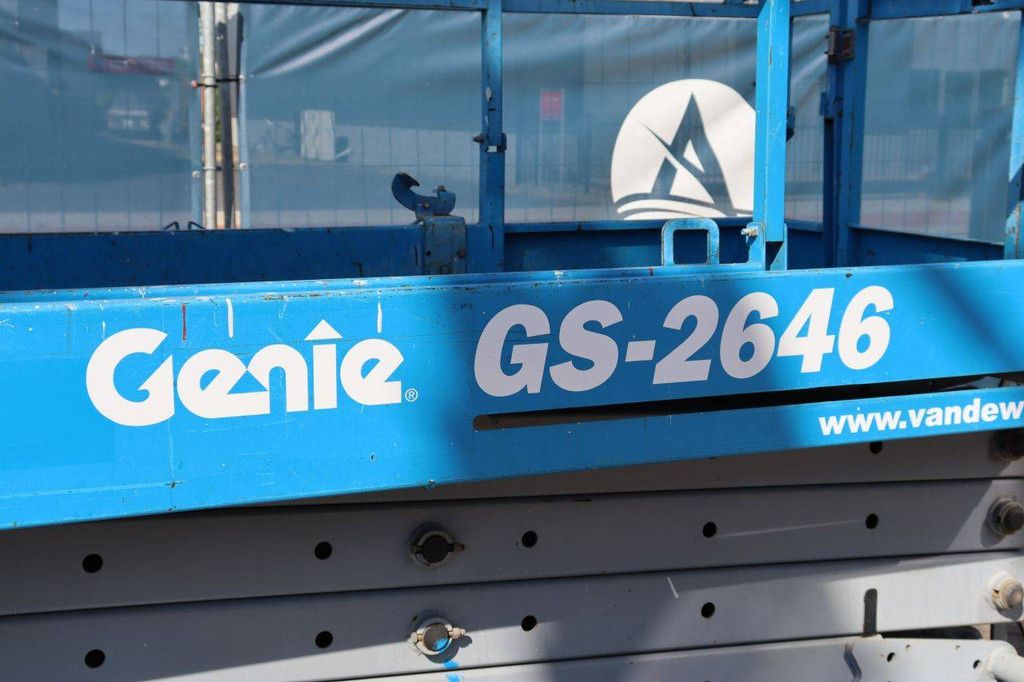Scissor Lift Genie GS2646 Electric 10m 2009