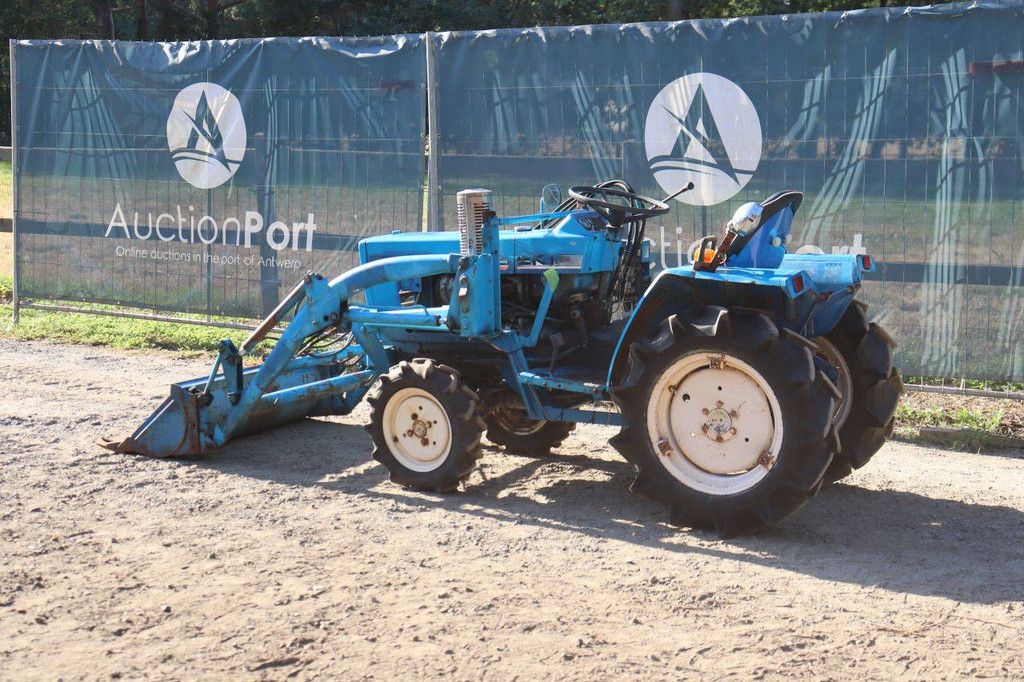 Iseki TU1500 Diesel-Kleintraktor 15 PS mit Frontlader