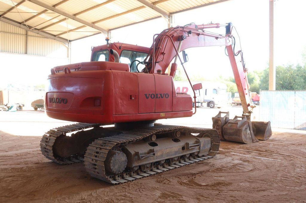 Raupenbagger Volvo EC140B Diesel 69kW 2004