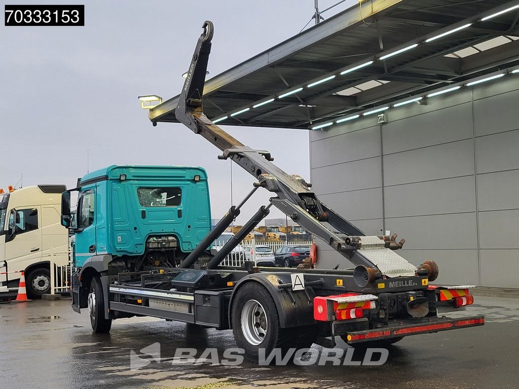 Mercedes Antos 1835 4X2 Meiller RK20 65TS containersystem Automatic Engine Brake Euro 6