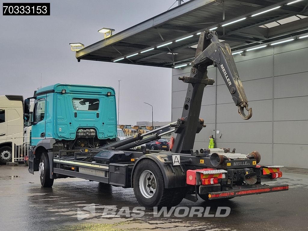 Mercedes Antos 1835 4X2 Meiller RK20 65TS containersystem Automatic Engine Brake Euro 6