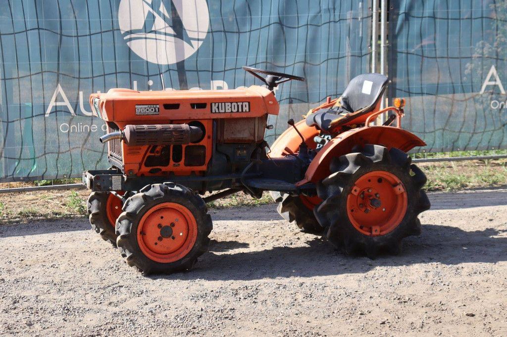Mini tractor Kubota B6001 Diesel 12hp