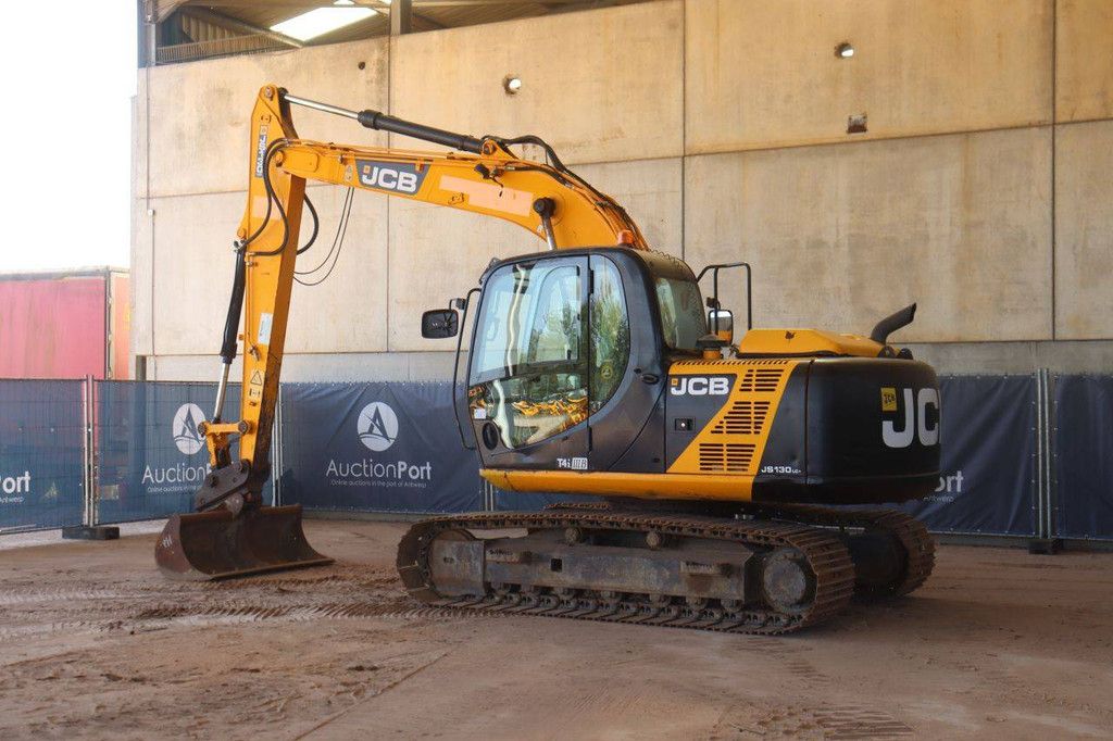 Rupsgraafmachine JCB JS130LC Diesel 2013