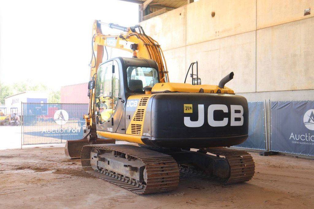 Rupsgraafmachine JCB JS130LC Diesel 2013