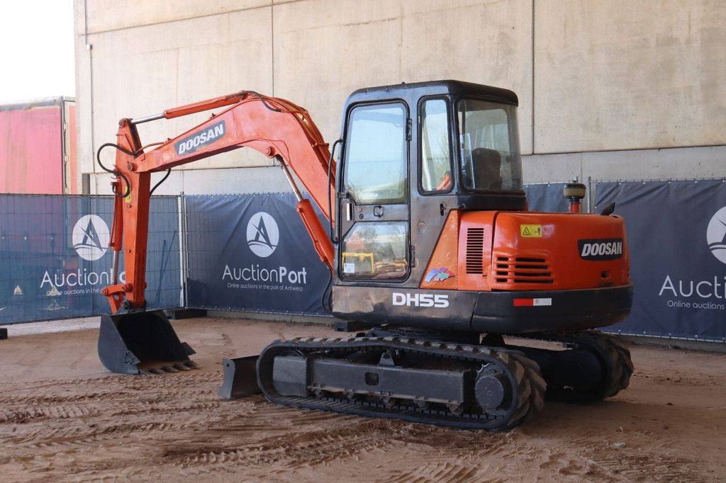 Doosan DH55-V Diesel 40kW Raupenbagger