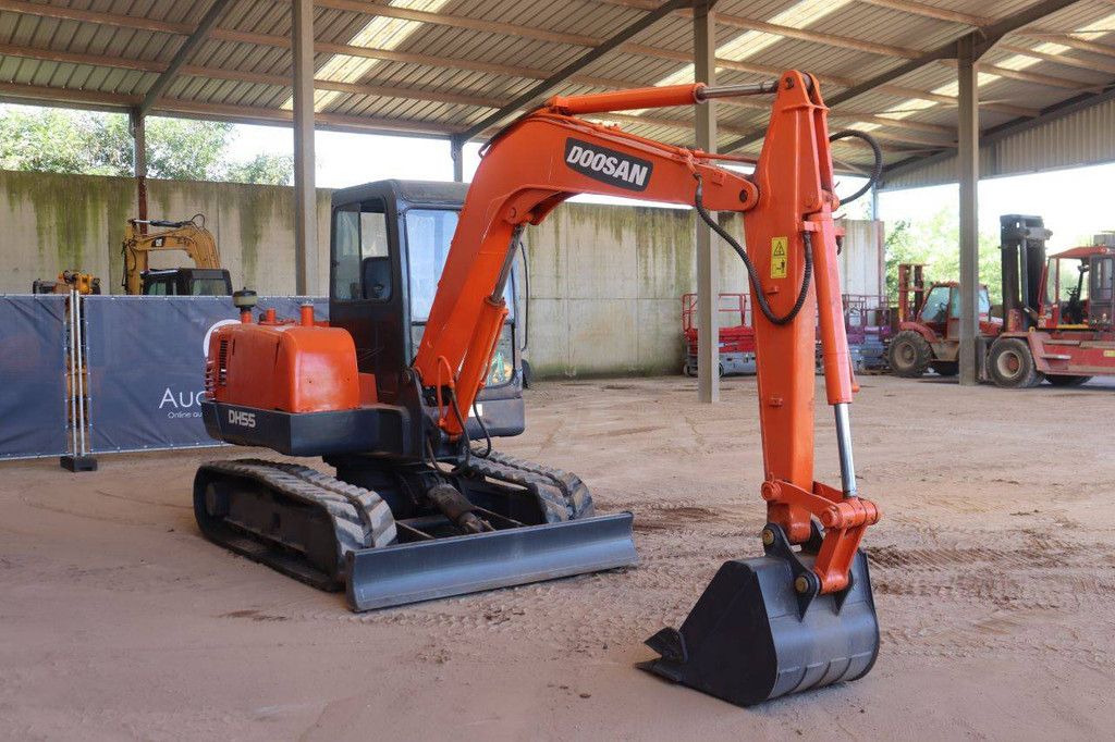 Doosan DH55-V Diesel 40kW Raupenbagger