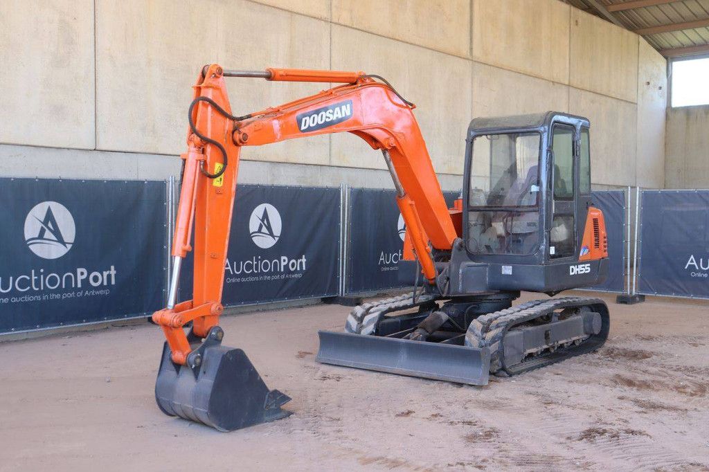 Doosan DH55-V Diesel 40kW Raupenbagger