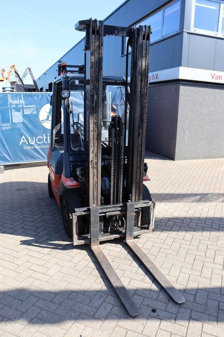 Forklift Toyota 62-7FDF25 Diesel 2500kg 6m 2004
