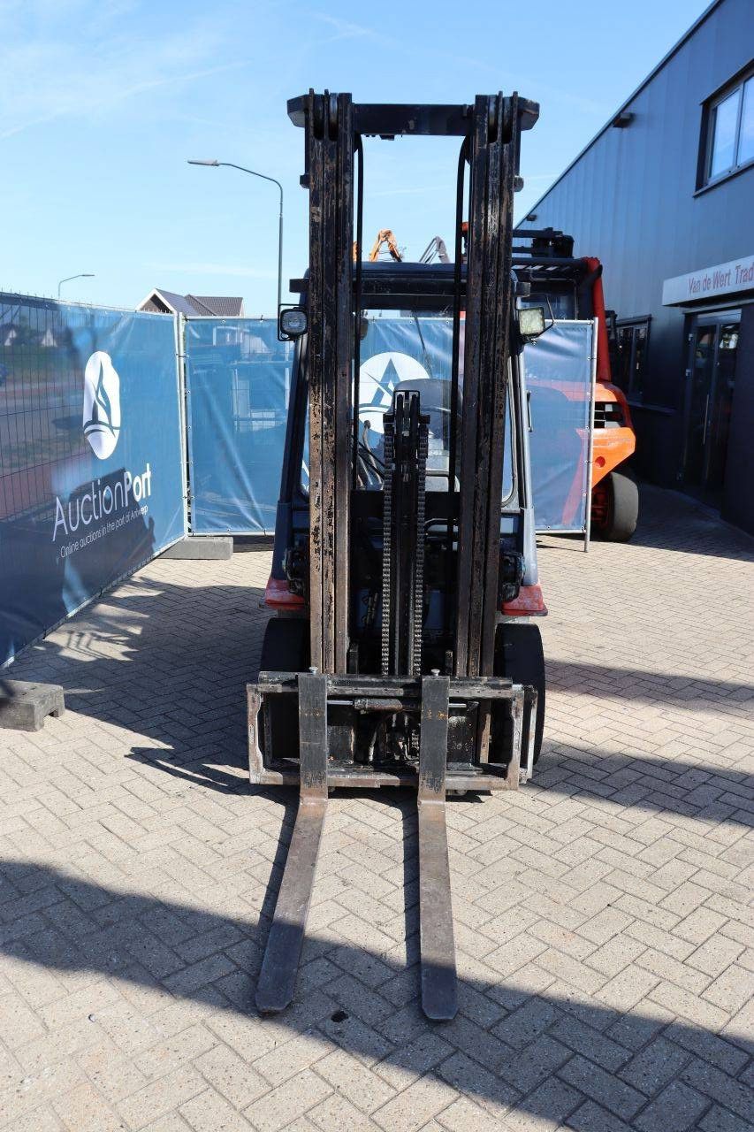 Forklift Toyota 62-7FDF25 Diesel 2500kg 6m 2004