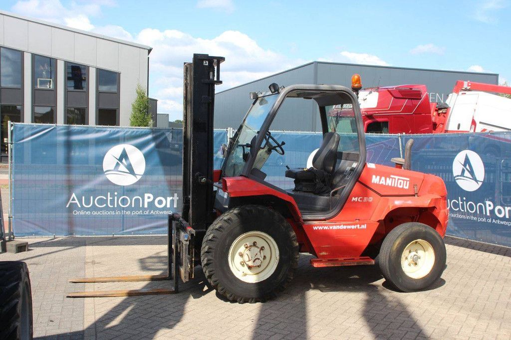 Rough-terrain forklift Manitou MC30-2 Diesel 3000kg 2002