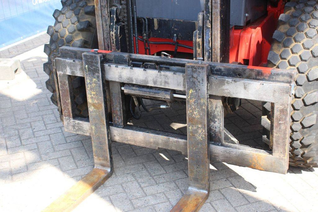 Rough-terrain forklift Manitou MC30-2 Diesel 3000kg 2002