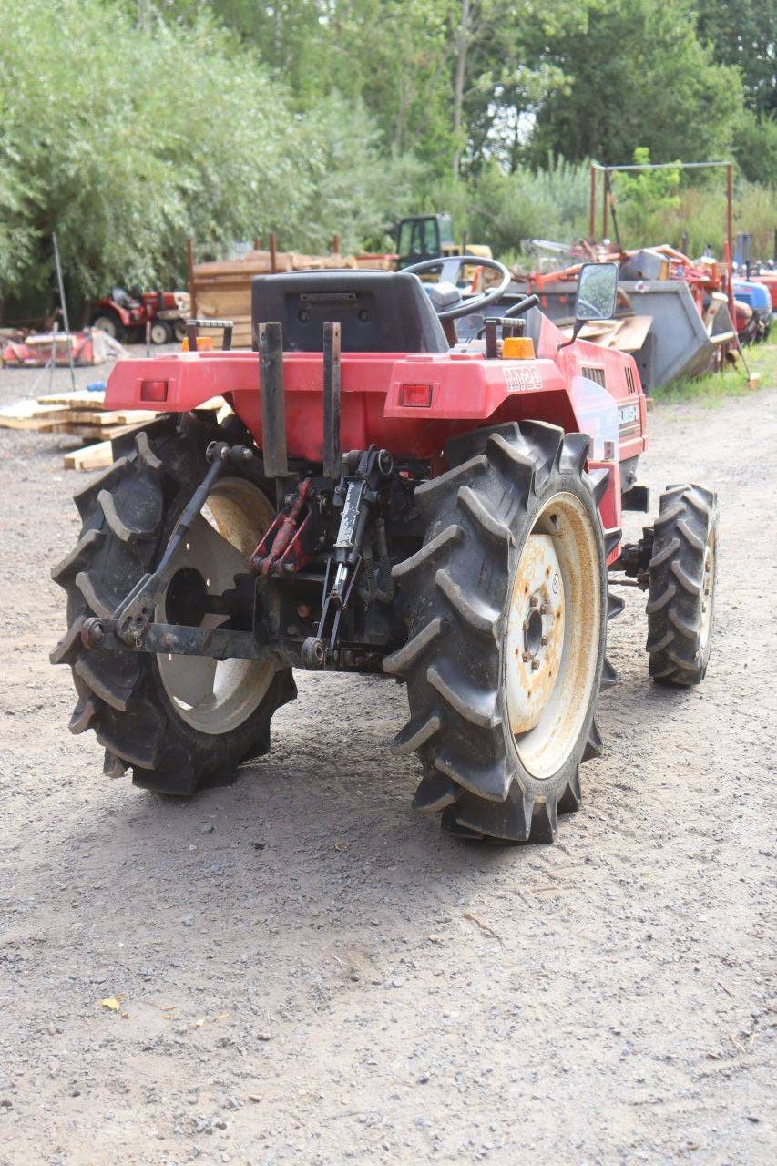 Kleintraktor Mitsubishi MT20 Diesel 20 PS