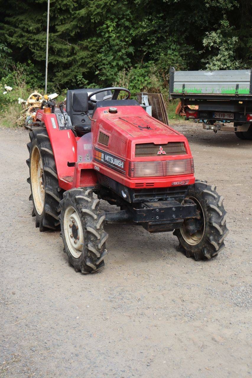 Kleintraktor Mitsubishi MT20 Diesel 20 PS