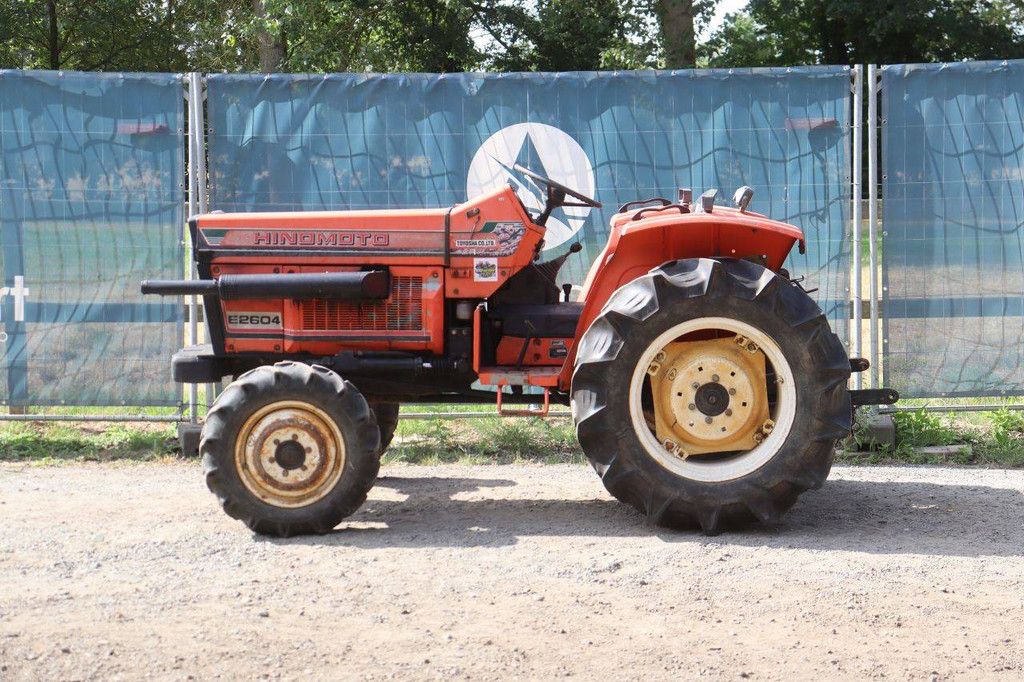 Kleintraktor Hinomoto E2604 Diesel 26 PS