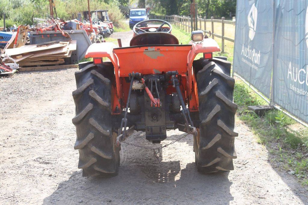 Kleintraktor Hinomoto E2604 Diesel 26 PS