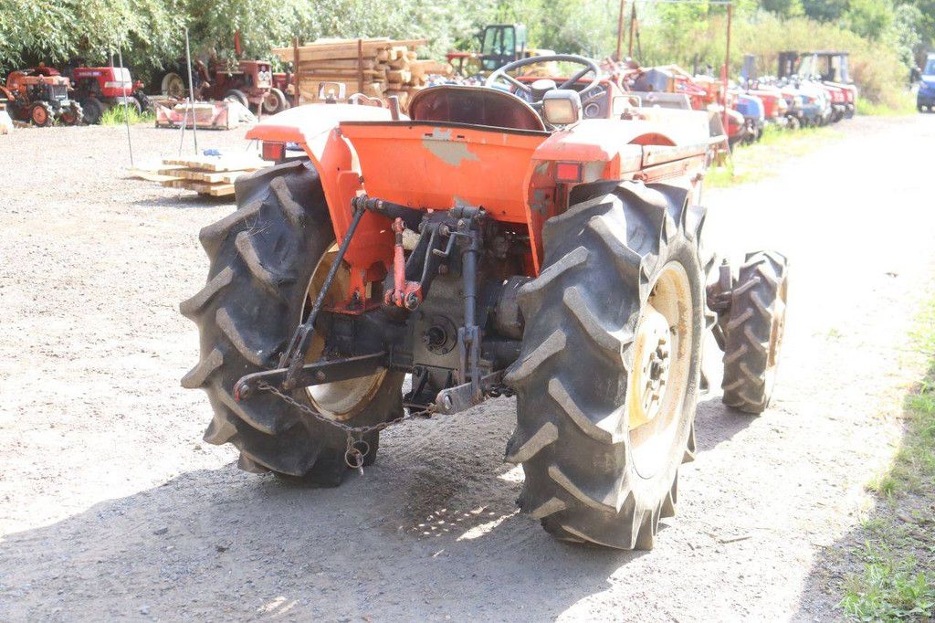 Kleintraktor Hinomoto E2604 Diesel 26 PS