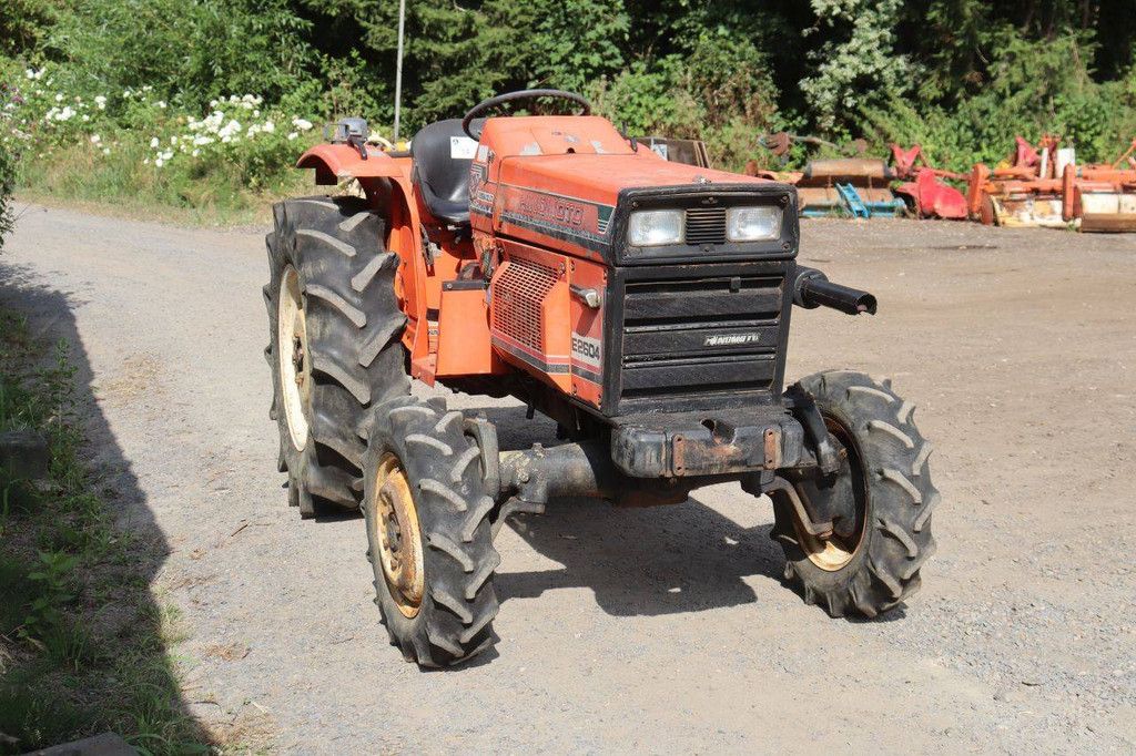 Kleintraktor Hinomoto E2604 Diesel 26 PS