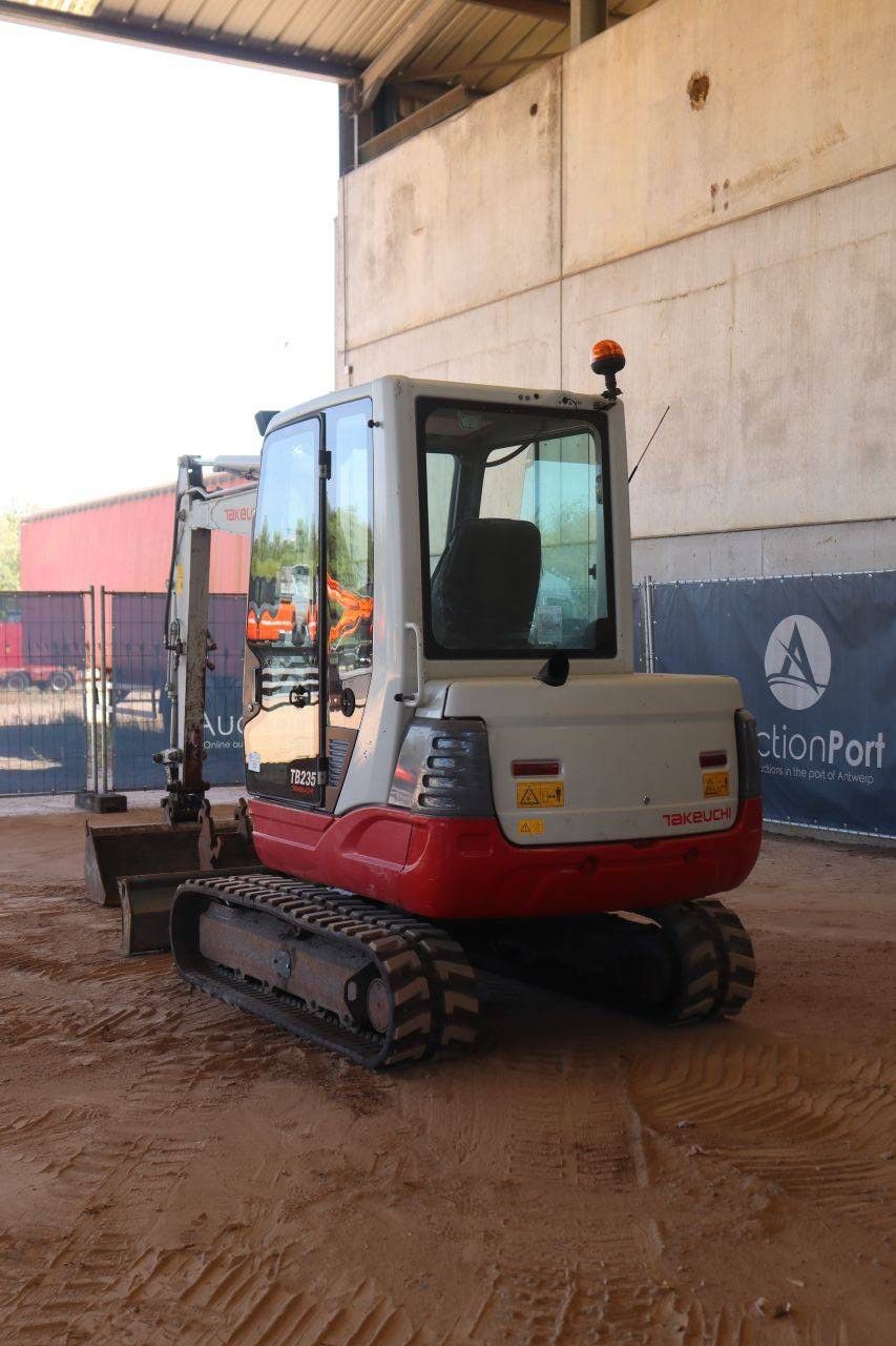 Crawler excavator Takeuchi TB235 Diesel 22kW 2019