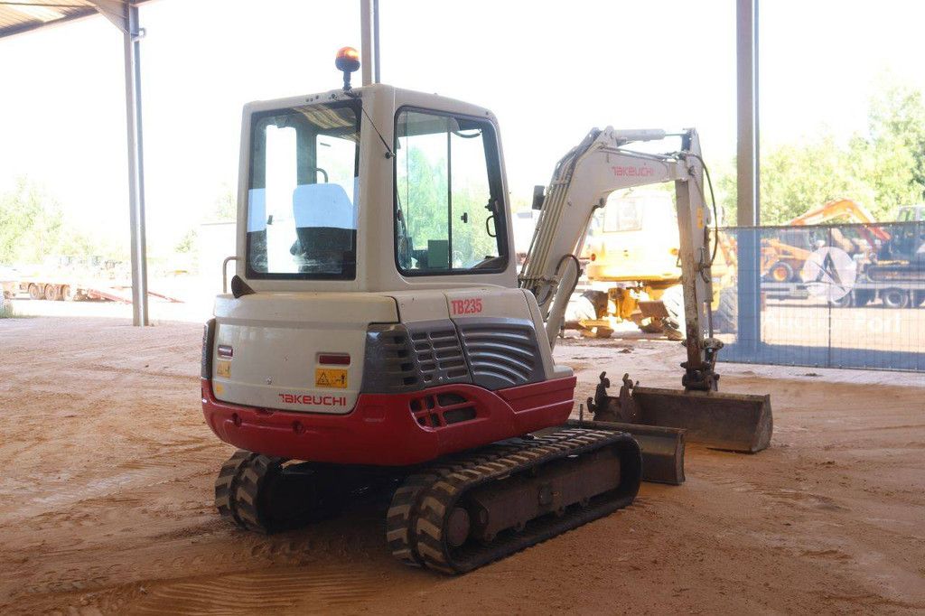 Crawler excavator Takeuchi TB235 Diesel 22kW 2019
