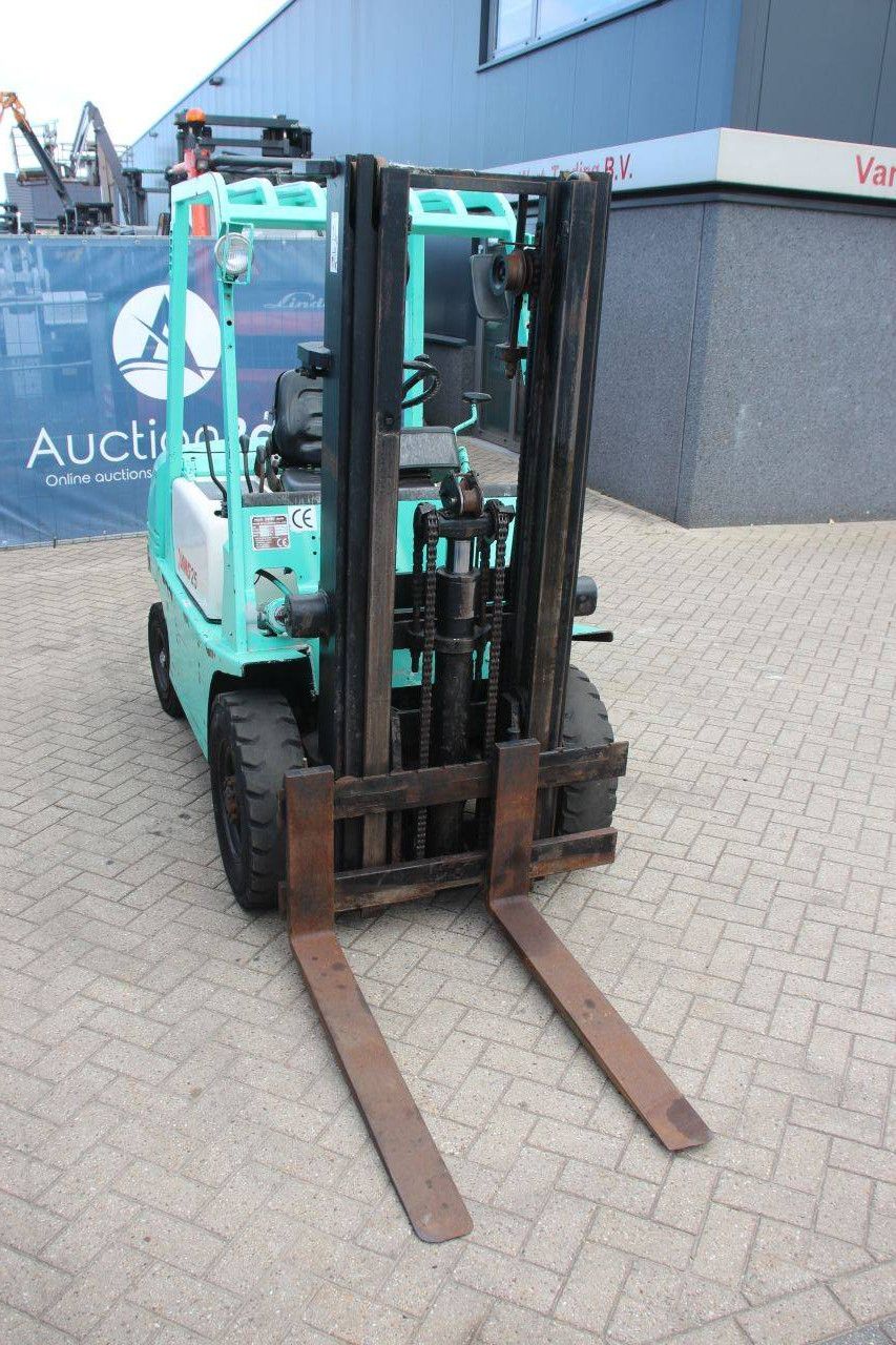 Forklift Yang FD-25 Diesel 2500kg 1998