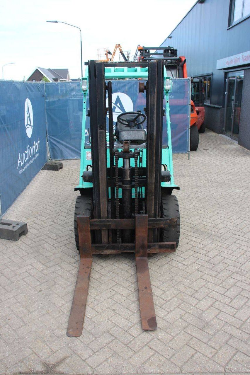 Forklift Yang FD-25 Diesel 2500kg 1998
