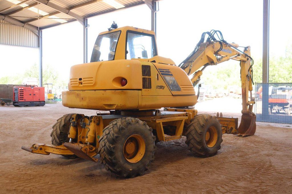 Wheel excavator Komatsu PW110R Diesel 69kW 2005