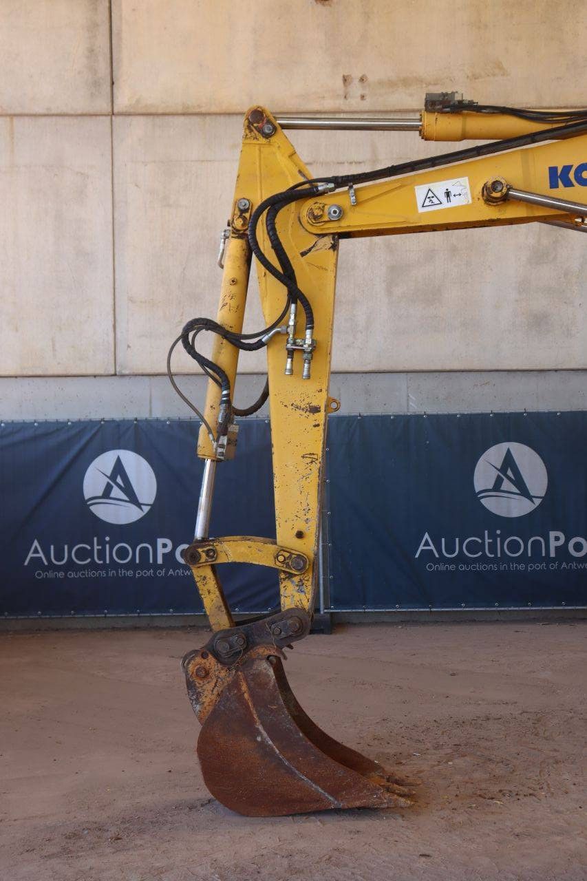 Wheel excavator Komatsu PW110R Diesel 69kW 2005