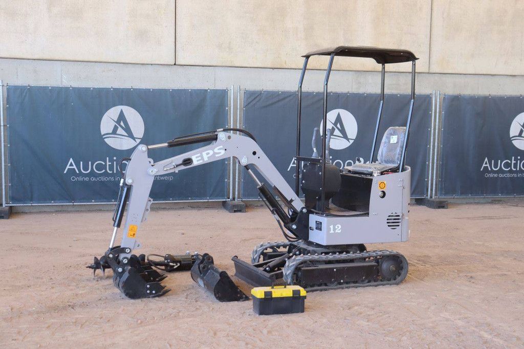 Nuoman NM-E12 Diesel 7kW Mini Excavator 2026 New