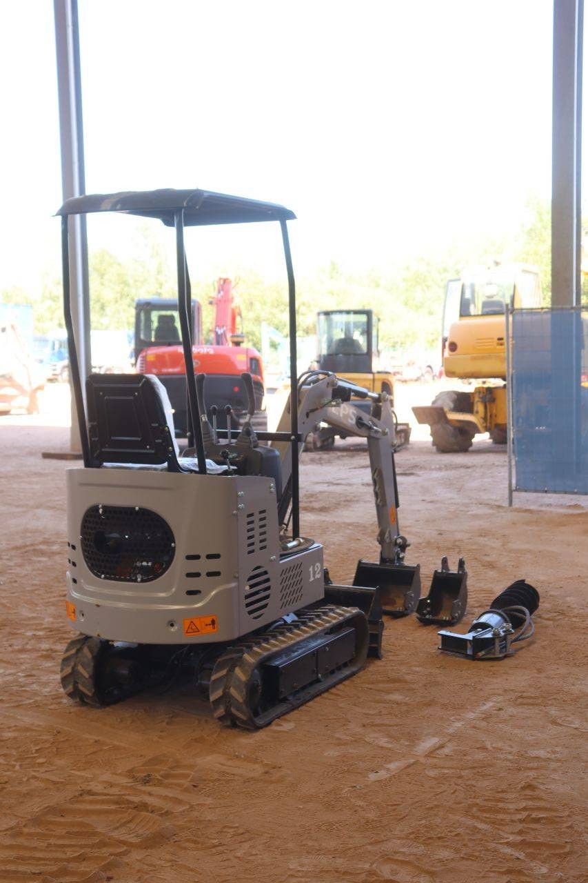 Nuoman NM-E12 Diesel 7kW Mini Excavator 2026 New