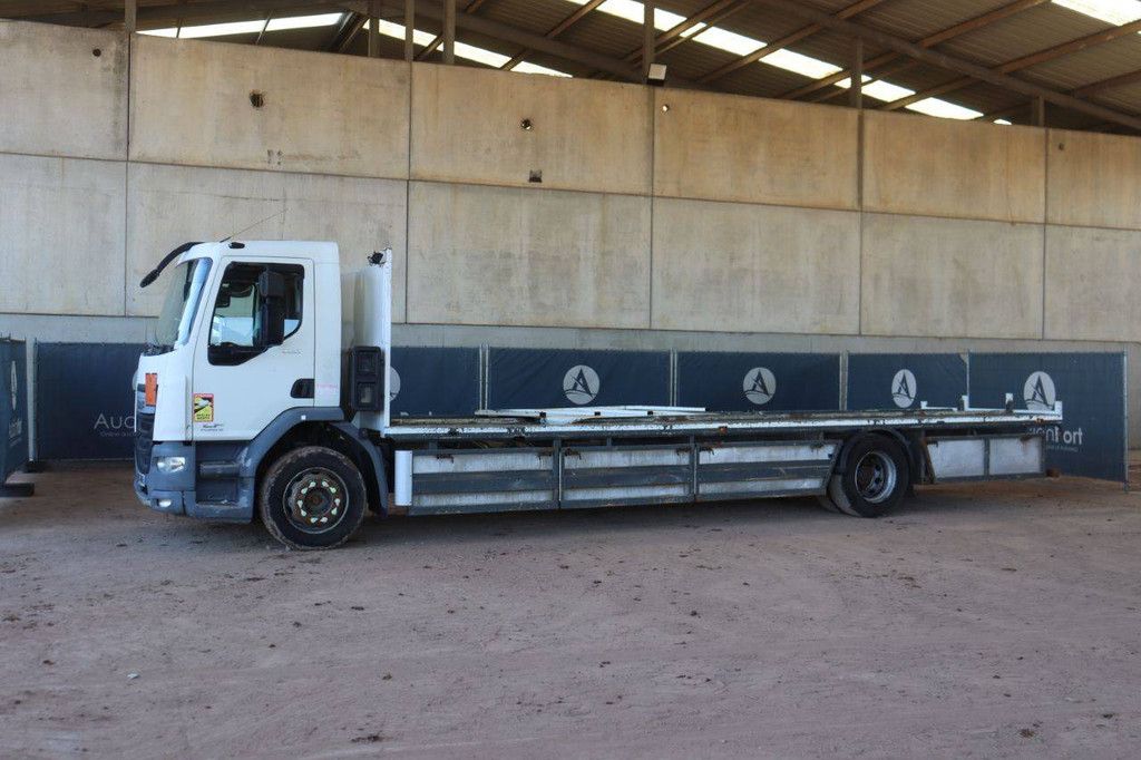 DAF LF Diesel flatbed body
