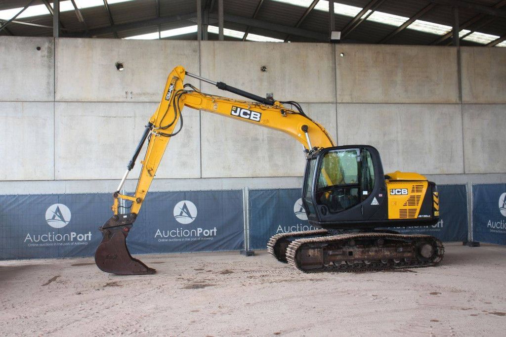 Raupenbagger JCB JS130LC Diesel 81kW 2015
