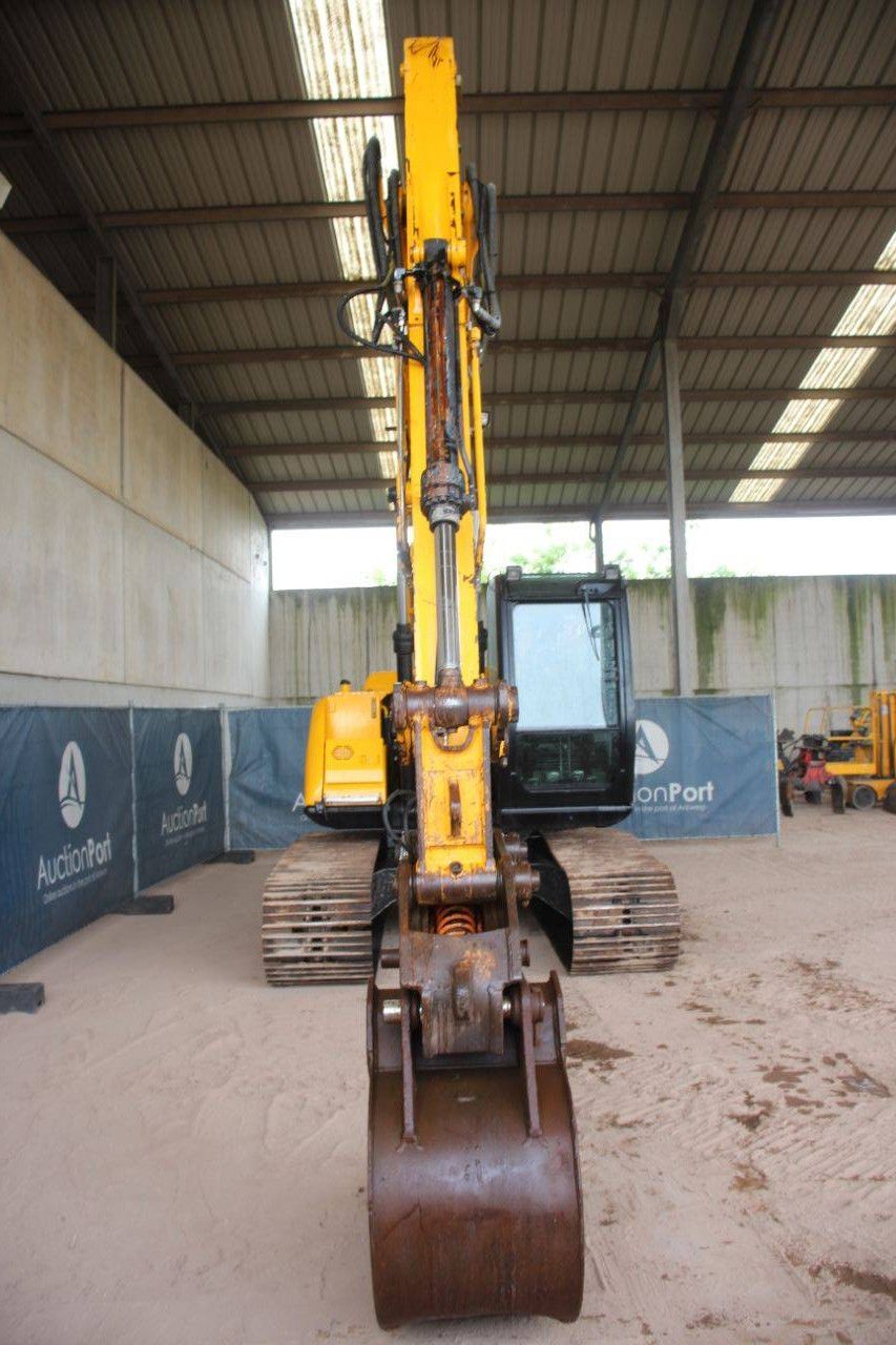 Raupenbagger JCB JS130LC Diesel 81kW 2015