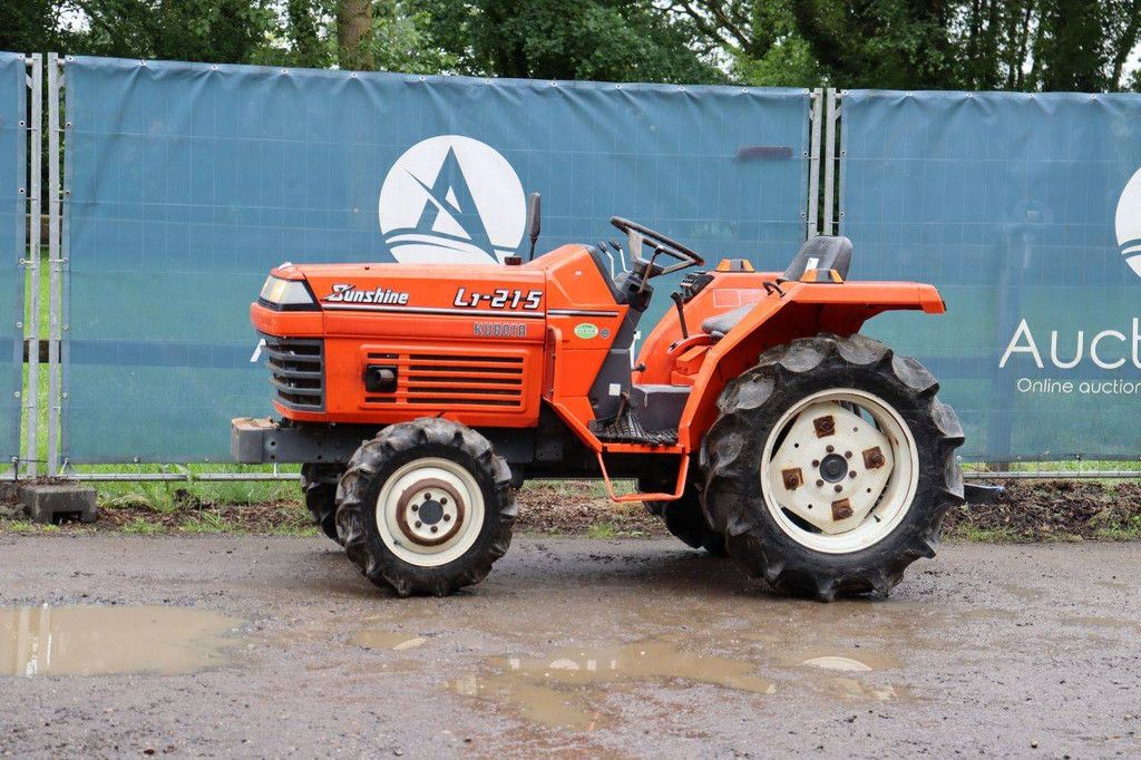 Kleintraktor Kubota Sunshine L1-215 Diesel 21 PS