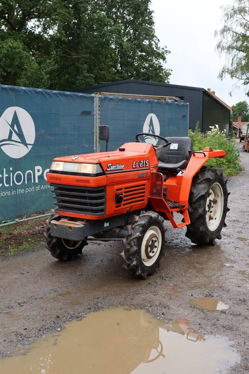 Kleintraktor Kubota Sunshine L1-215 Diesel 21 PS
