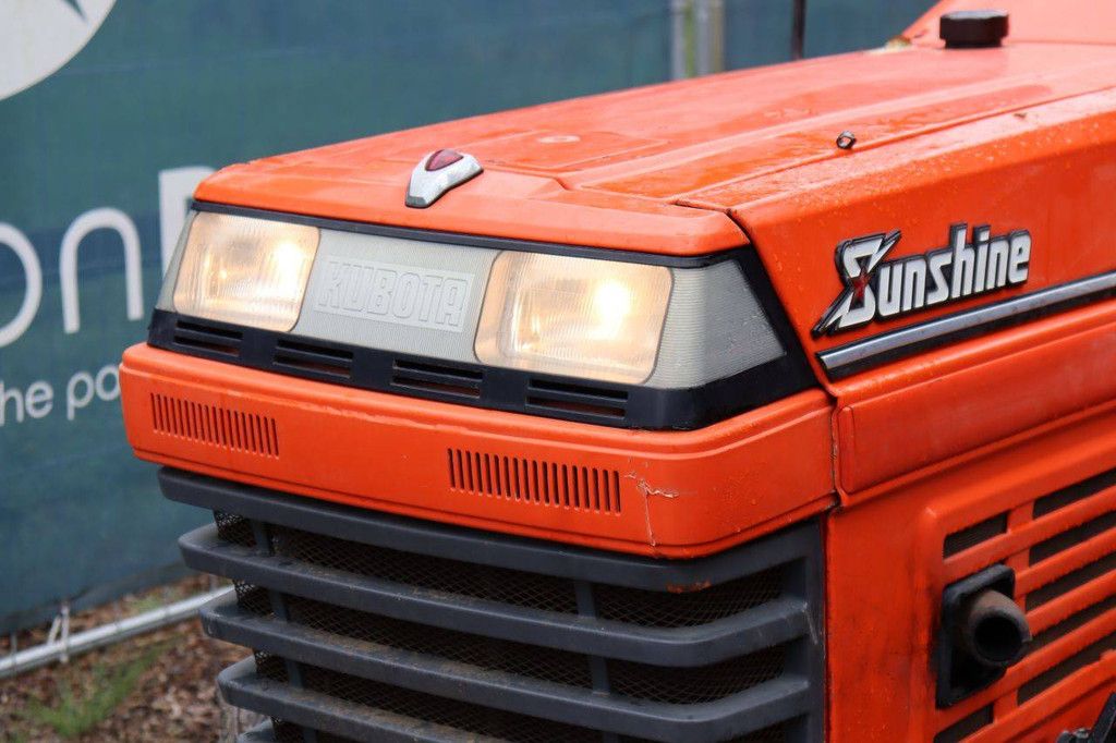 Kleintraktor Kubota Sunshine L1-215 Diesel 21 PS