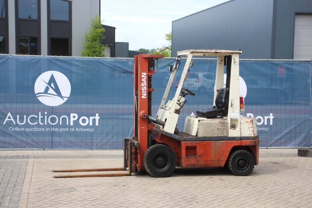 Forklift Nissan FD15 Diesel 1500kg 4.3m 1993