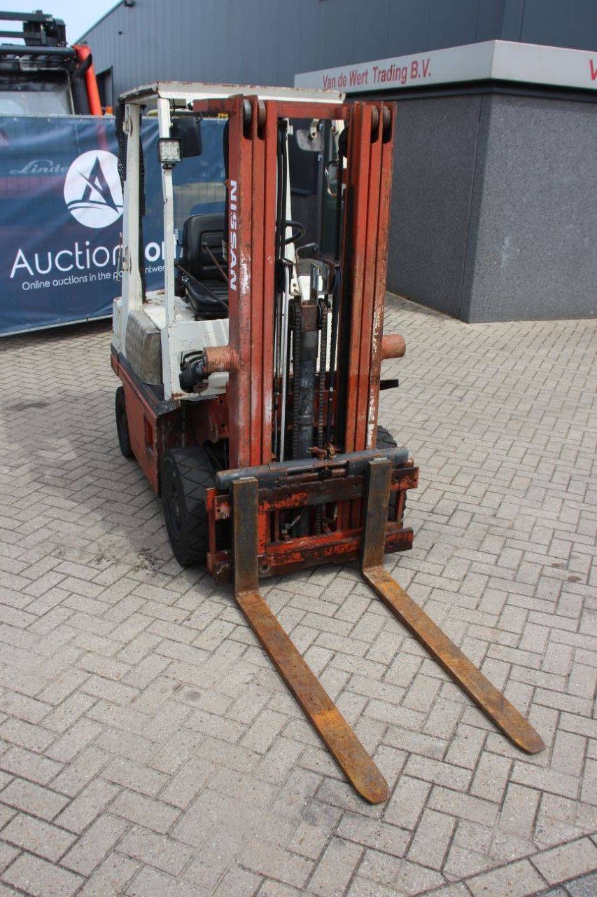 Forklift Nissan FD15 Diesel 1500kg 4.3m 1993