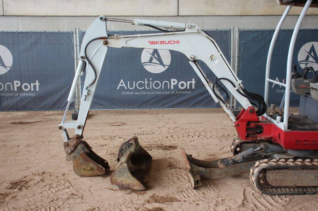 Mini excavator Takeuchi TB219 Diesel 12kW 2014