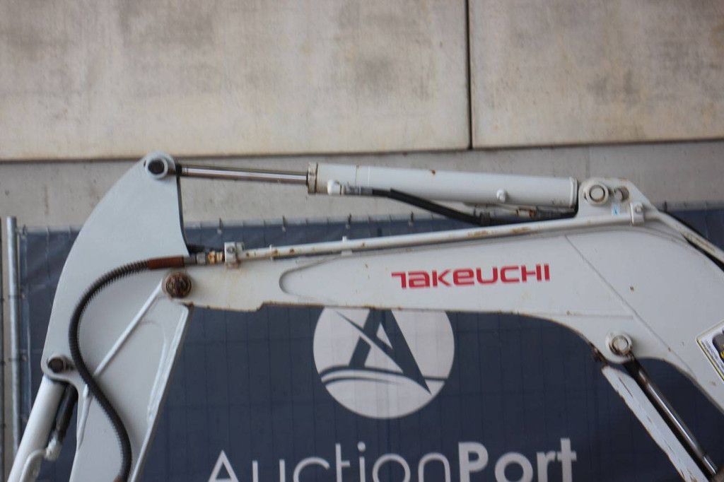 Mini excavator Takeuchi TB219 Diesel 12kW 2014