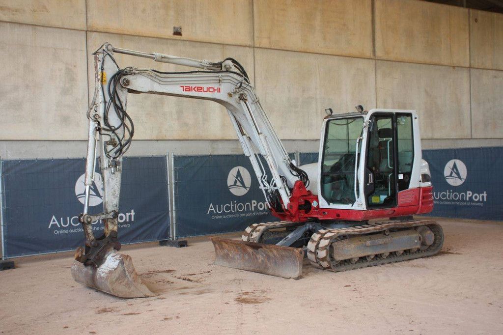 Rupsgraafmachine Takeuchi TB285 Diesel 52kW 2013
