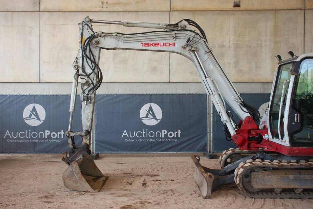 Rupsgraafmachine Takeuchi TB285 Diesel 52kW 2013
