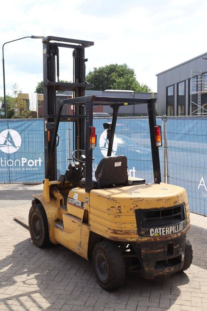 Caterpillar DP30 Diesel Forklift 3000kg 5.0m 1997
